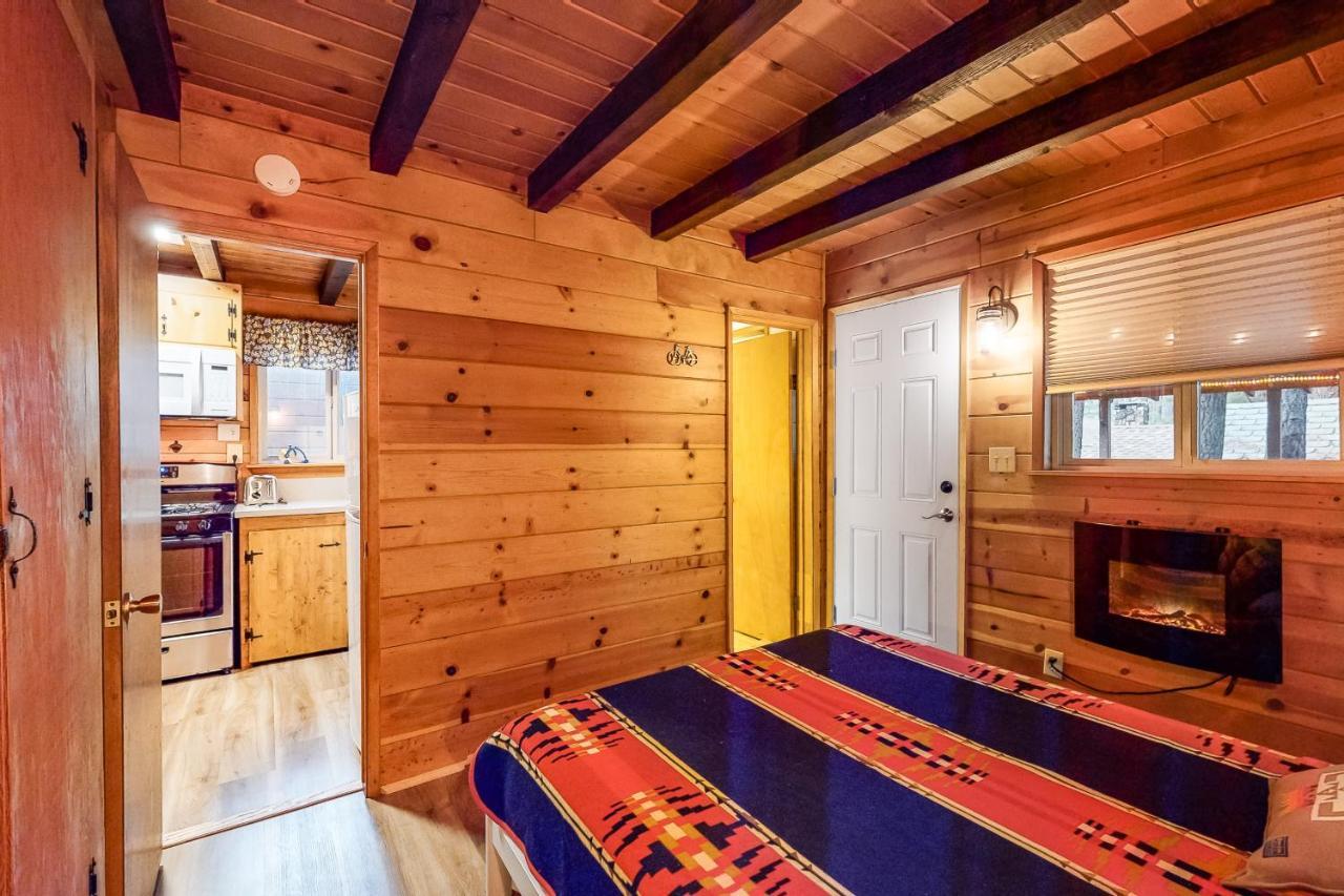 Bristlecone Cottage Биг Беър Лейк Екстериор снимка