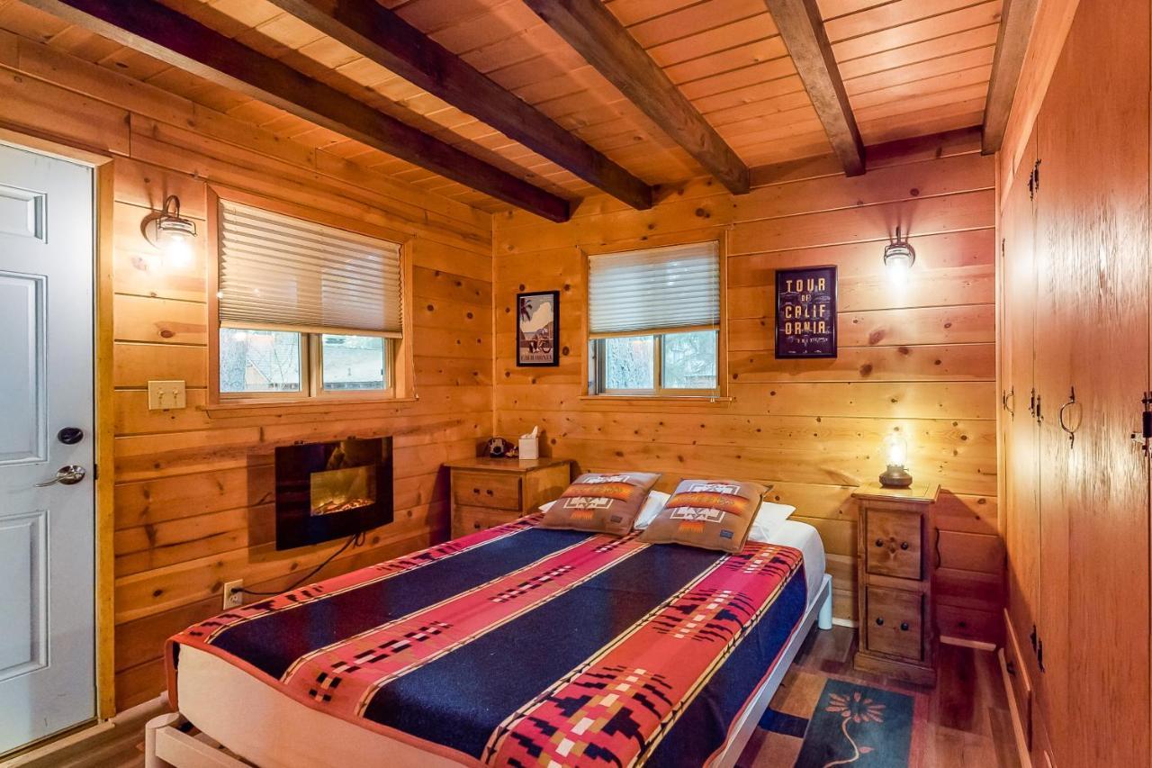 Bristlecone Cottage Биг Беър Лейк Екстериор снимка